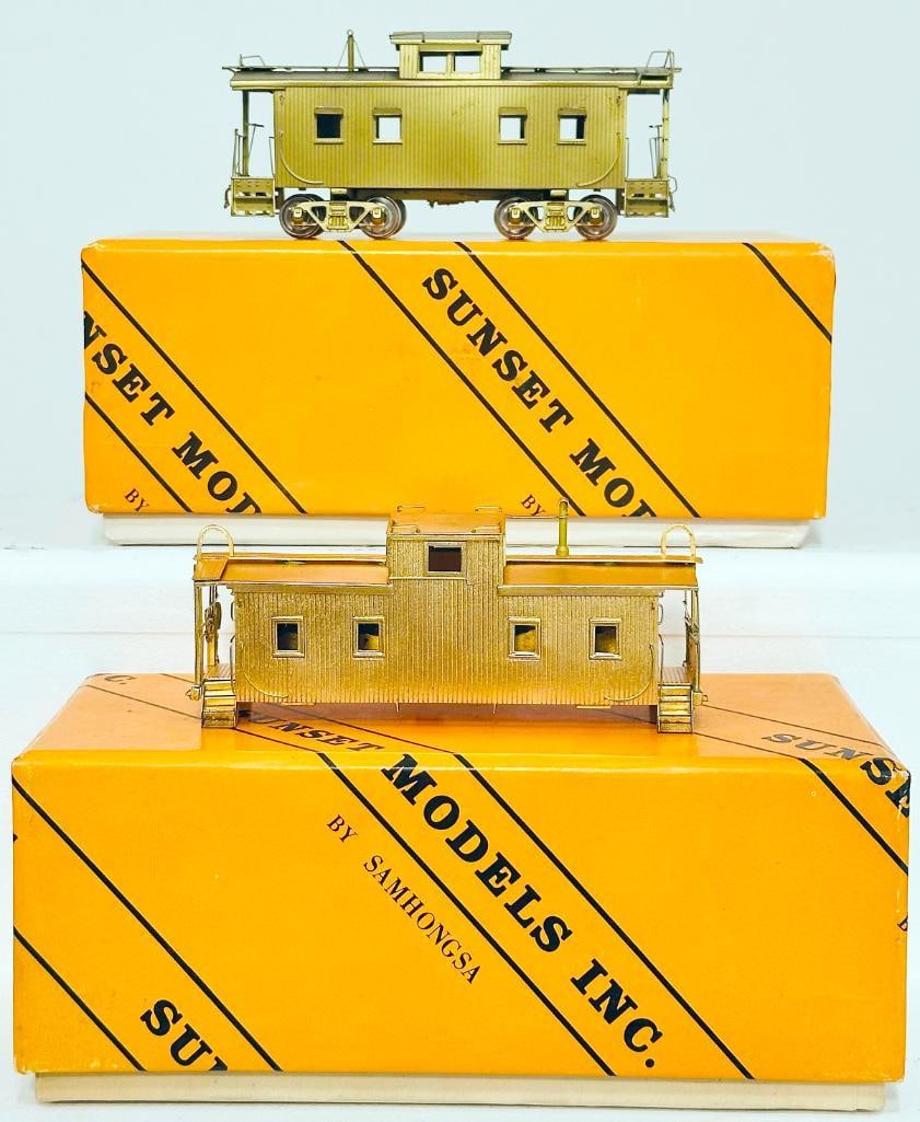 Sunset Models Modern HO Brass B&O I-5 7 Window Caboose and GM&O Caboose Boxed (1 of 8)