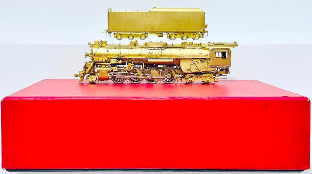 Key Imports Modern HO Brass Pere Marquette 2 - 8 - 4 Berkshire Locomotive and Tender Boxed (1 of 8)