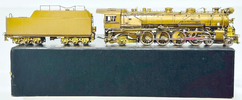 Hallmark Models Modern HO Brass Texas and Pacific Class M-1 4 - 8 - 2 Locomotive and Tender Boxed (1 of 8)