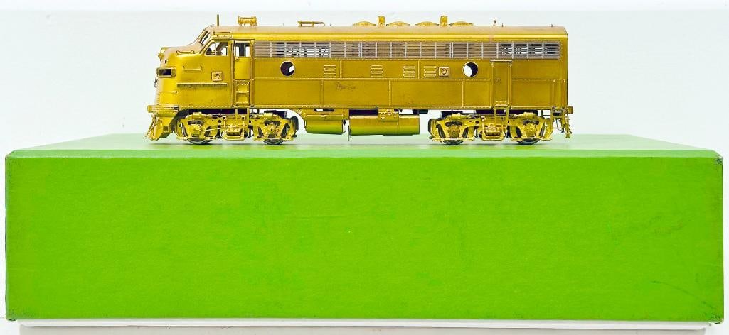 Overland Models Modern HO Brass MKT F – 7 A Unit Boxed (1 of 8)