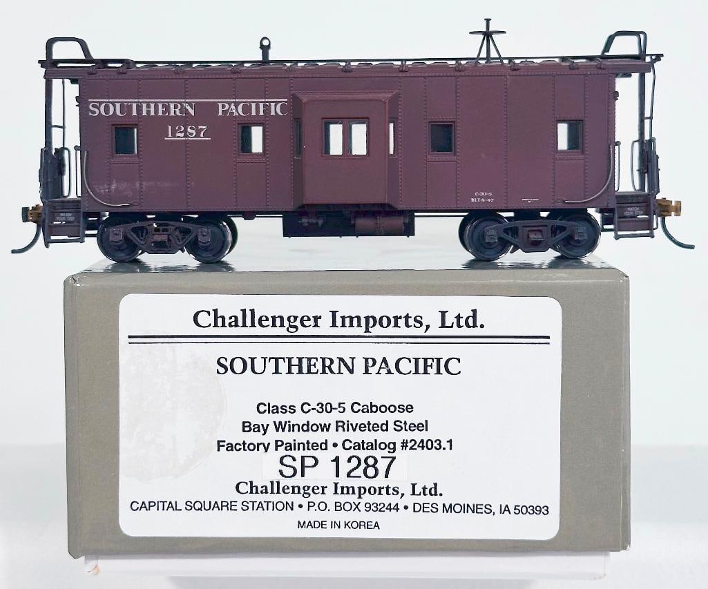 Challenger Imports Modern HO Brass Southern Pacific Class C – 30 – 5 Caboose Factory Pai (1 of 8)
