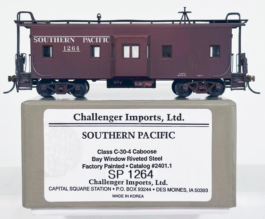 Challenger Imports Modern HO Brass Southern Pacific Class C–30-4 Bay Window Caboose Factory Pa (1 of 8)