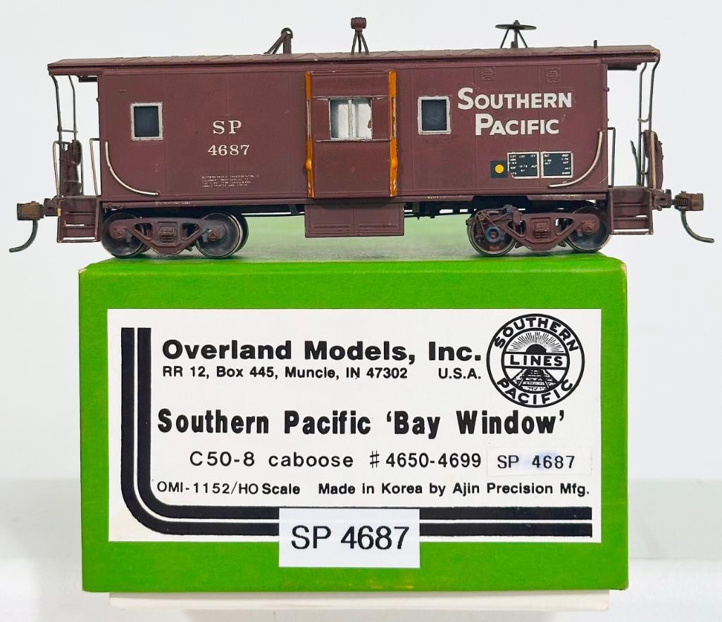 Overland Models Modern HO Brass Southern Pacific Bay Window C50 – 8 Caboose Boxed (1 of 8)