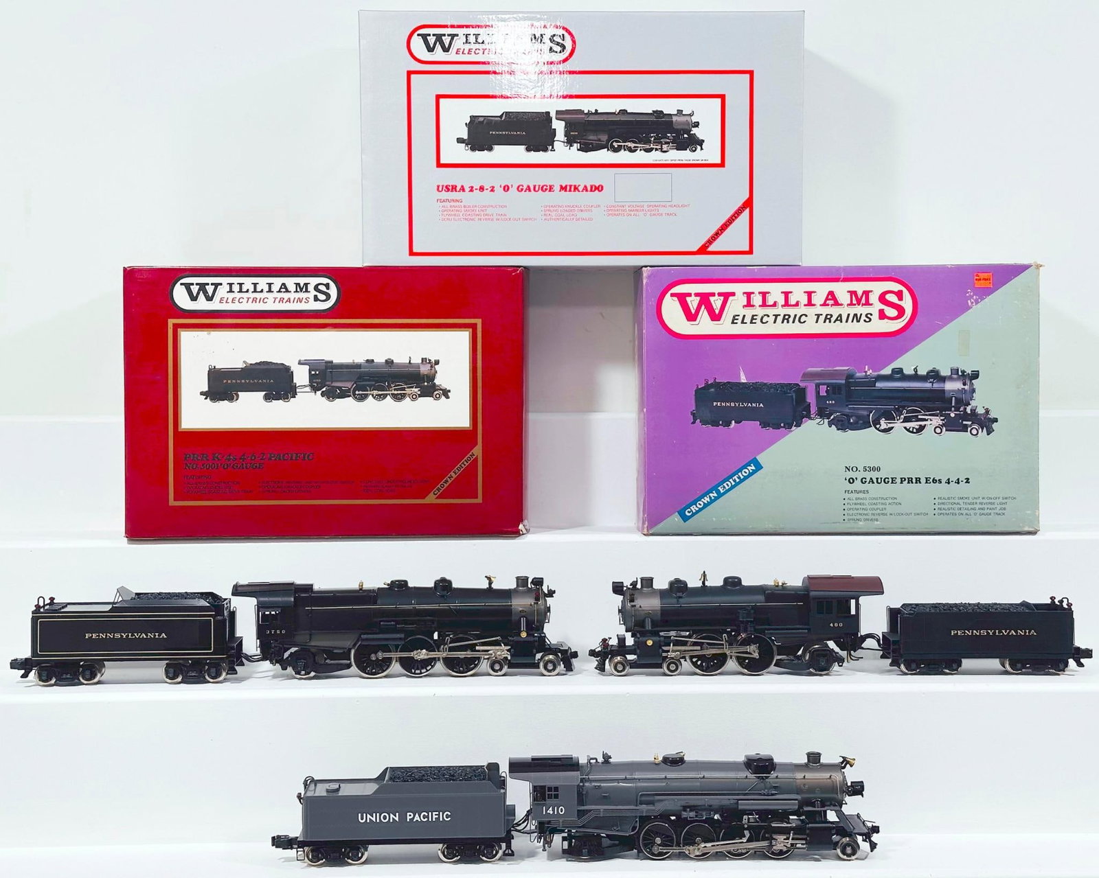 Williams Modern O Gauge UP USRA 2–8–2 Mikado Locomotive and Tender/PRR K – 4 4 – 6 – 2 (1 of 8)