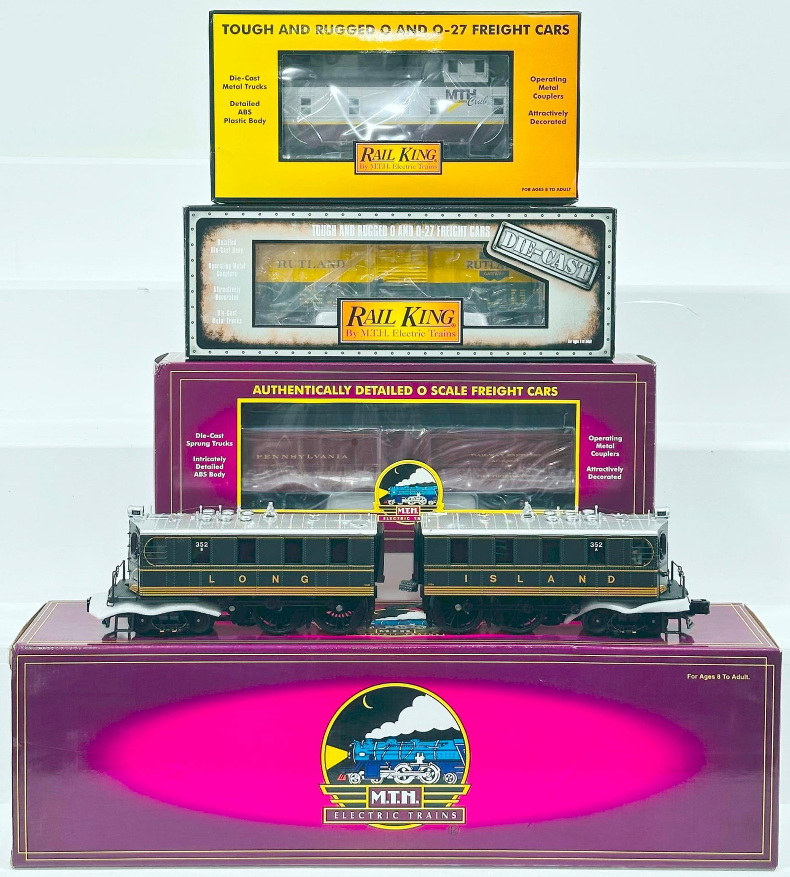 MTH Modern O Gauge Long Island DD–1 Electric Engine with PS 2.0 Boxed & Three Assorted Freight (1 of 9)