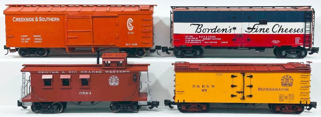 Aristo Craft Modern G Scale D & RGW Woodsided Refrigerator Car and D & RGW Woodsided Caboose (1 of 6)