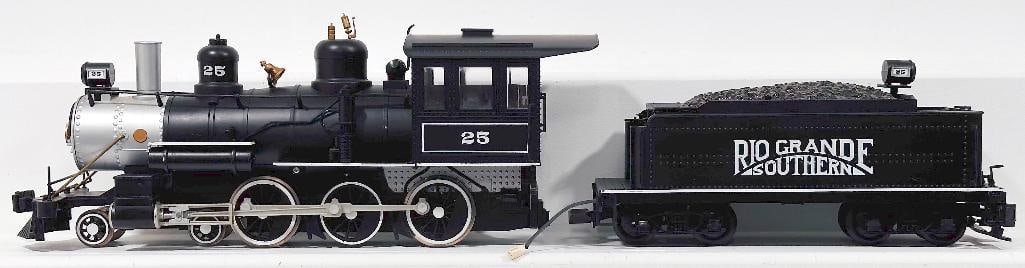 Bachmann Modern G Scale 4 – 6 – 0 White Pass Locomotive and Tender (1 of 6)
