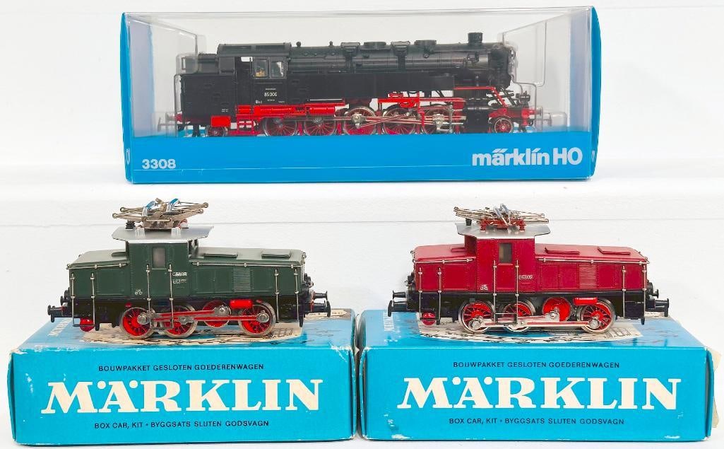 Marklin Modern HO Scale 3308 2 - 10 - 2 Tank Locomotive (1 of 8)