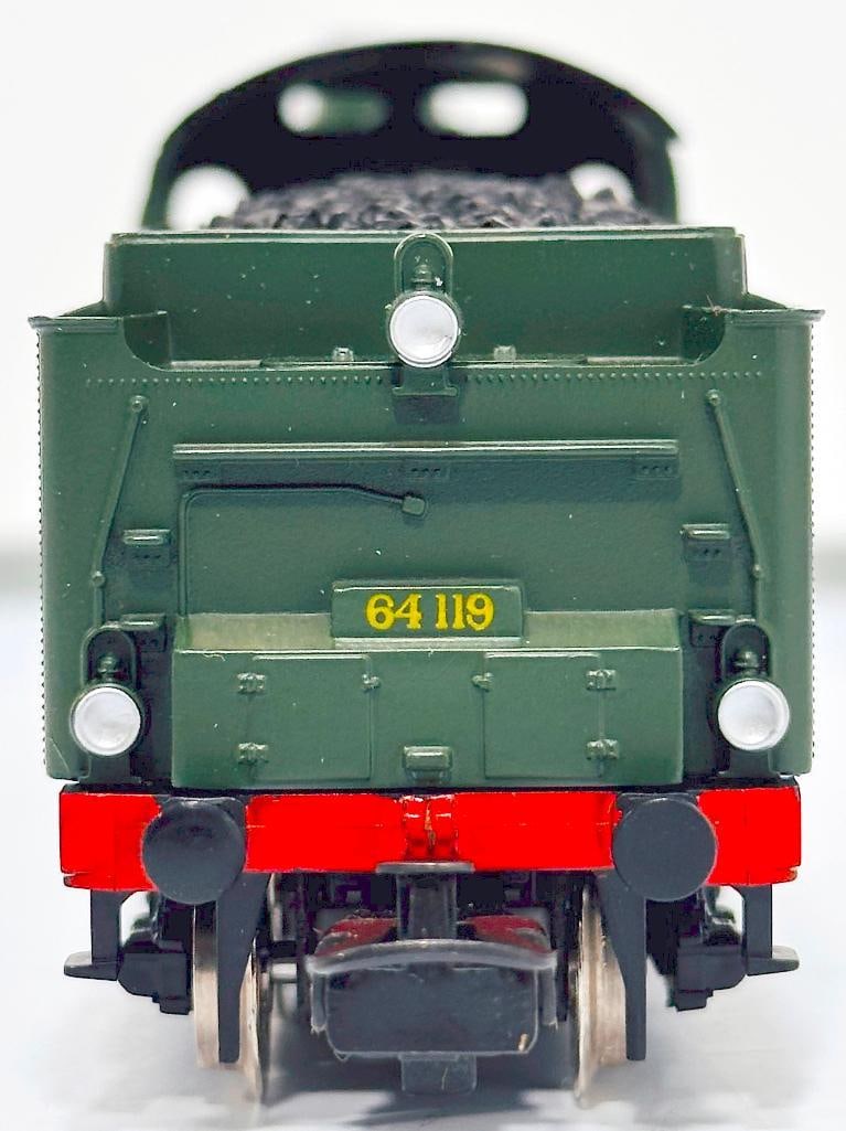 Marklin Postwar HO Scale #3086 4 - 6 - 0 Locomotive and Tender Boxed - 7
