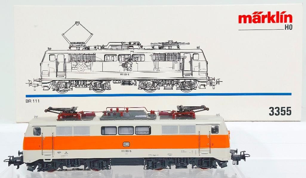 Marklin Modern HO Scale #3355 BR 111 Electric Locomotive Boxed (1 of 8)