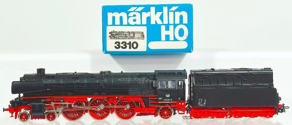 Marklin Postwar HO Scale #3310 4 - 6 - 2 DB Locomotive and Tender Boxed (1 of 8)