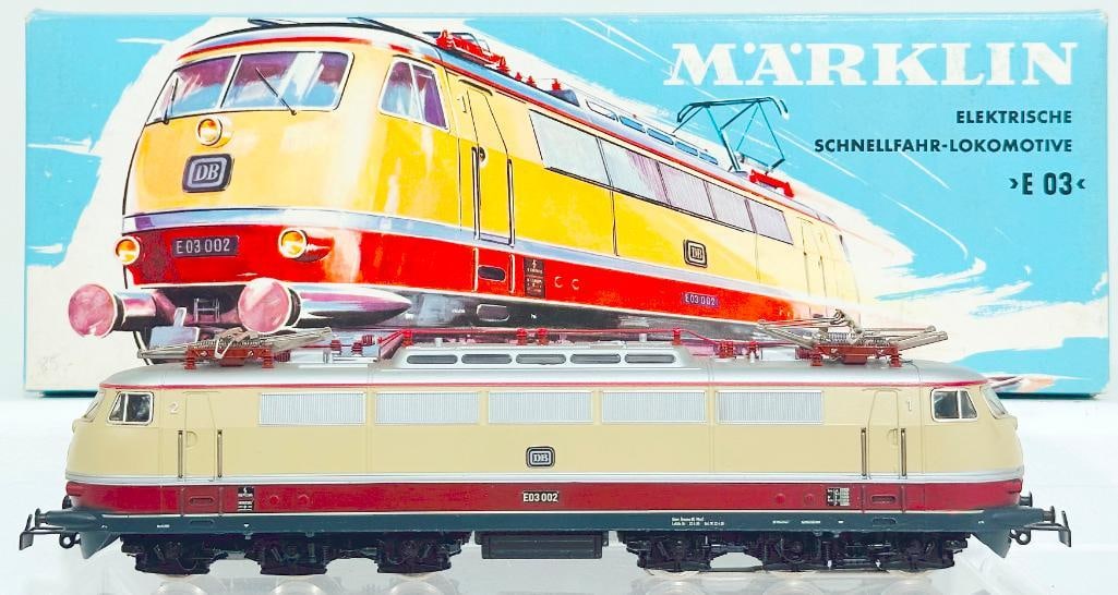 Marklin Postwar HO Scale #3053 DB Class E03 Electric Locomotive Boxed (1 of 8)