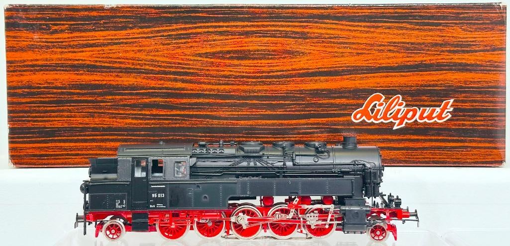 Liliput Modern HO Scale #9508 Tank Locomotive Boxed (1 of 8)