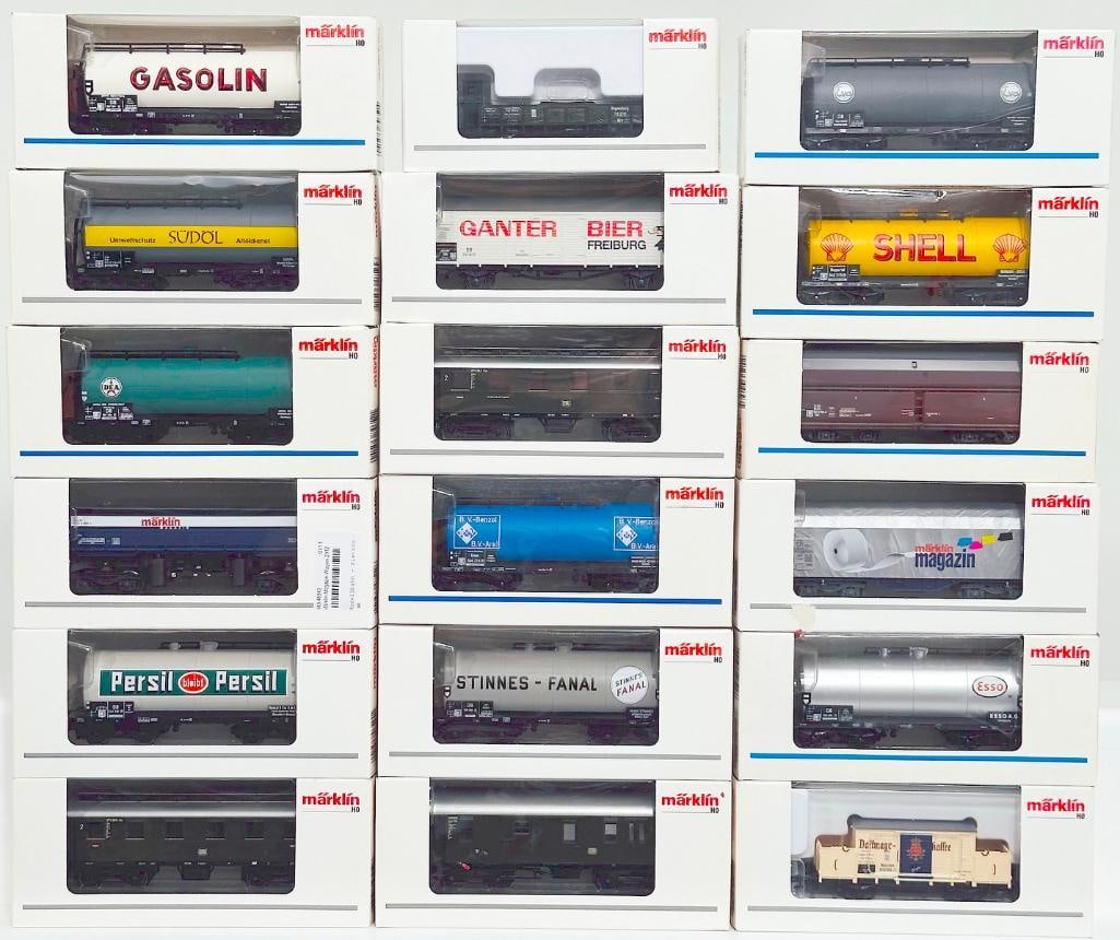Marklin Modern HO Scale Eighteen (18) Assorted Freight Cars Boxed (1 of 9)
