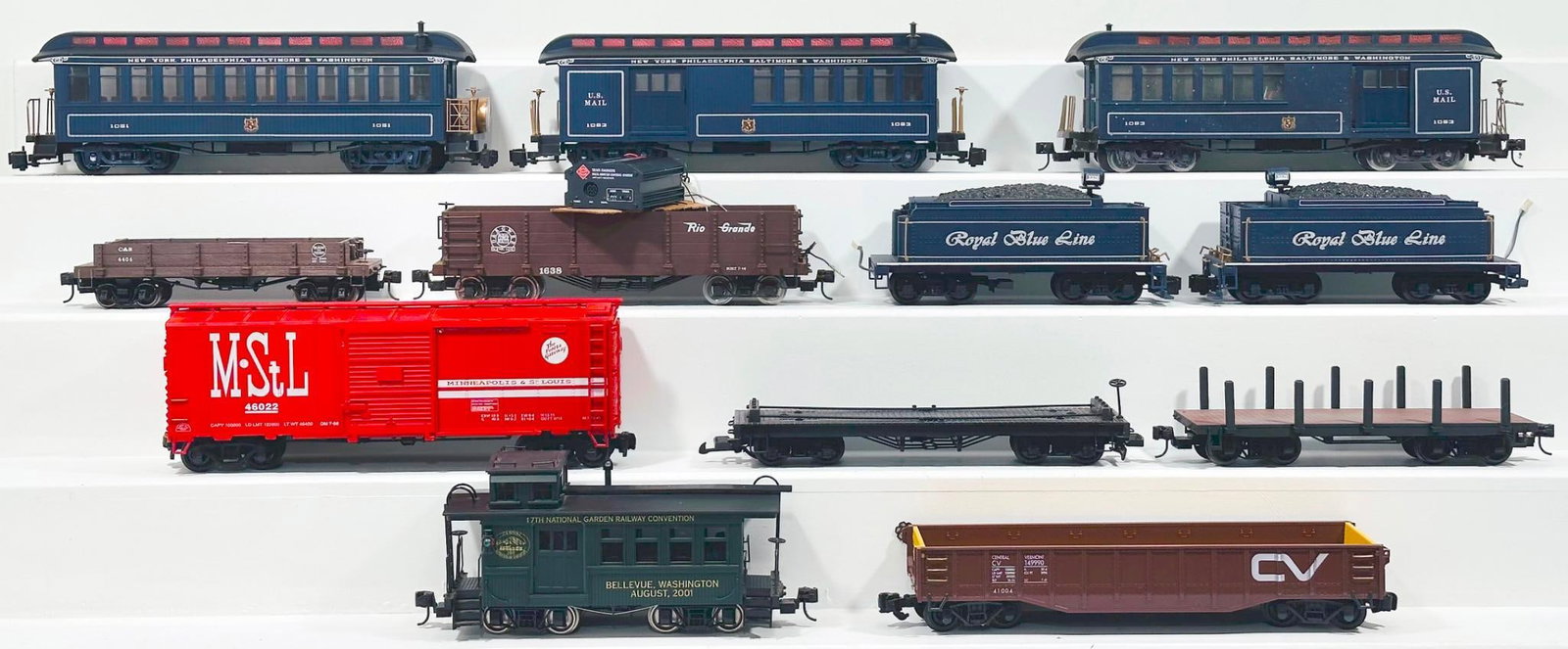 Various Manufacturers Modern G Scale Modern Three Passenger Cars–Seven Freight Cars–Two Tenders (1 of 8)