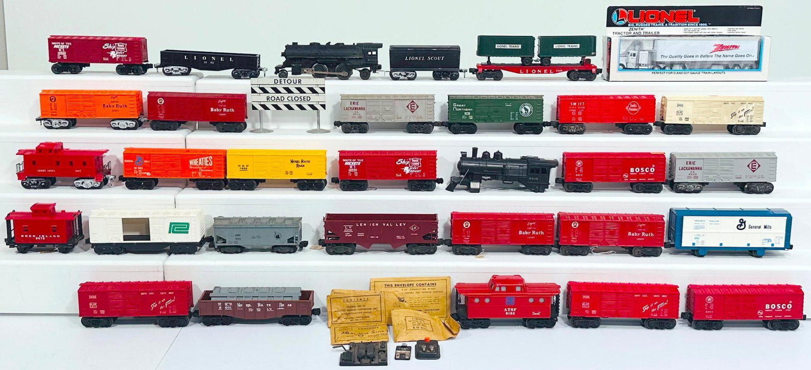 K-Line Modern O Gauge Assorted Freight Cars: K-Line Modern O Gauge Assorted Freight Cars, in C7 to C8. Due to the size and volume of this Lot, it will be costly to ship. There are no trains in this Lot. This is a General Condition Lot, meaning