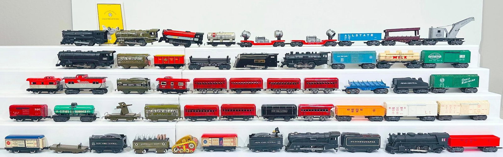 Marx Prewar and Postwar O Gauge Army Set and red Passenger Cars and plastic Freight Cars: Marx Prewar and Postwar O Gauge Army Set and red Passenger Cars and plastic Freight Cars, with the Army Set including 87 Locomotive and Army Supply Train Tender with Five (5) Assorted Army Freight Car