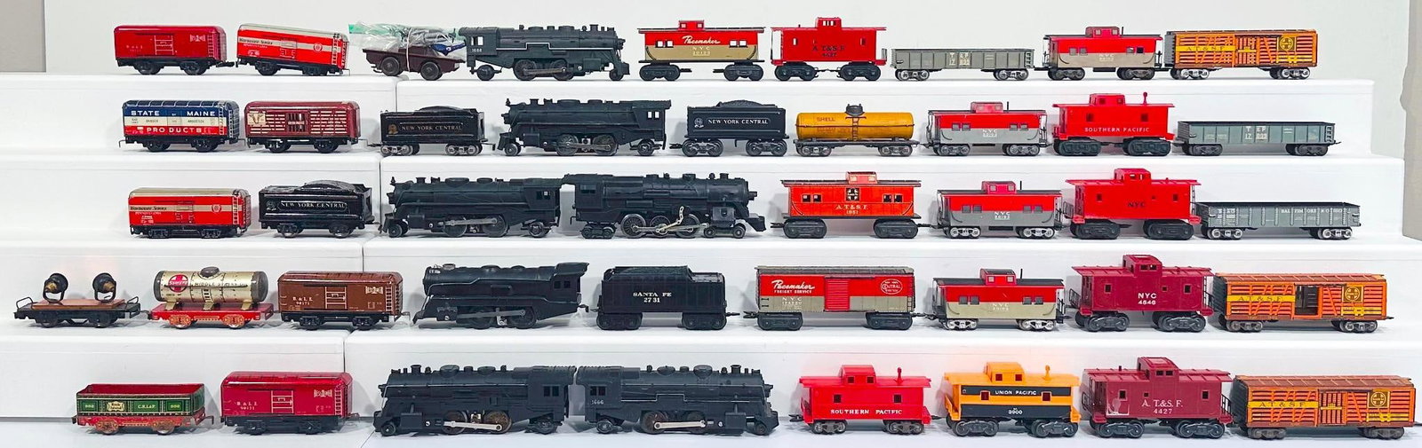 Marx Prewar and Postwar O Gauge Assorted 8 Wheel Freight Cars/Assorted 4 Wheel Freight & Pass. Cars (1 of 4)