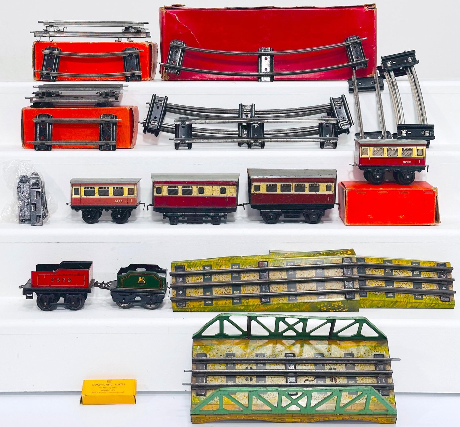 Hornby Postwar O Gauge Assorted Track and Four (4) Passenger Coaches and Two (2) Tenders and Bridge (1 of 8)