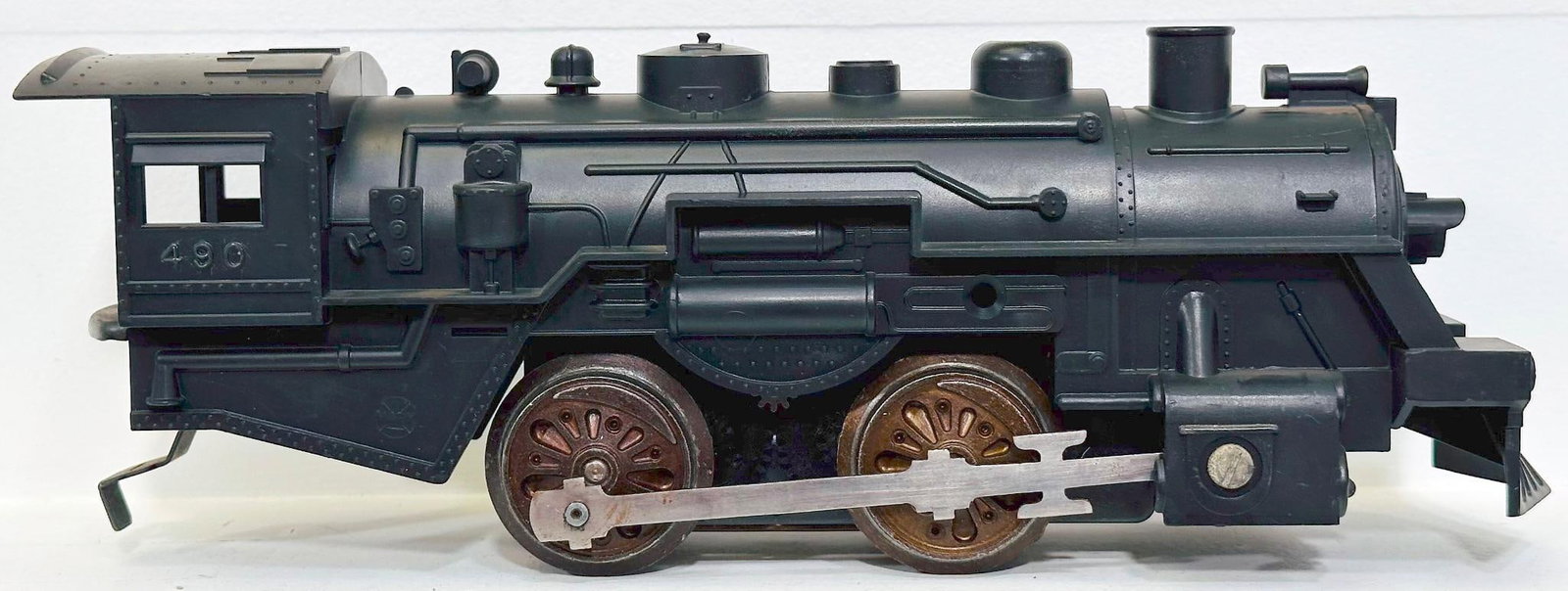 Marx Postwar O Gauge 490 Plastic Black Locomotive 0 - 4 - 0 Factory Prototype: Marx Postwar O Gauge 490 Plastic Black Locomotive 0 - 4 - 0 Factory Prototype, Model #2780 - A, dated January 23, 1962, in Girard, PA, in C7. There is original Factory paperwork available for this Lot