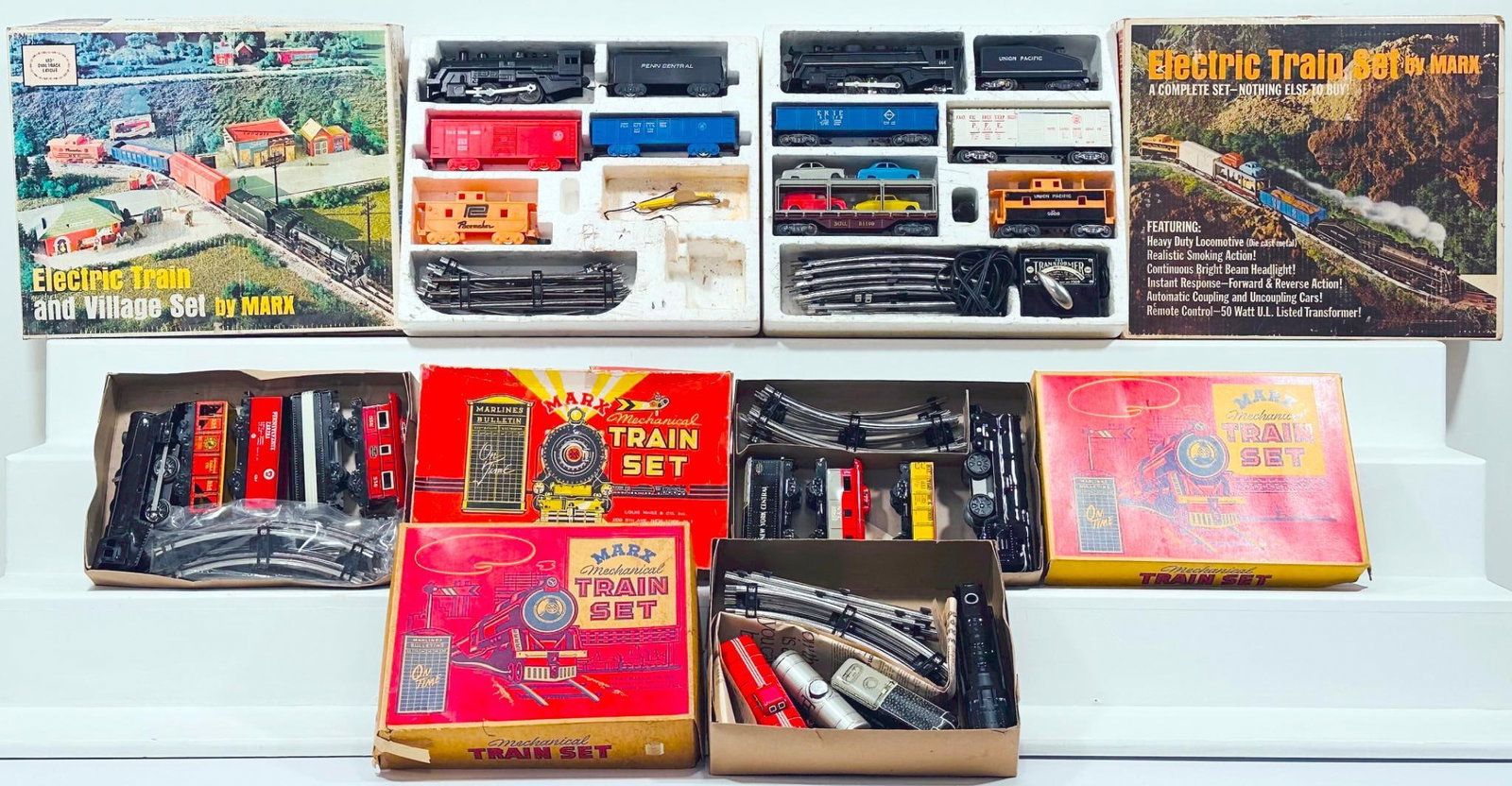 Marx Postwar Mechanical Train Set Boxed X2/Mechanical Train Set Sparkling Boxed/Electric Train (1 of 8)