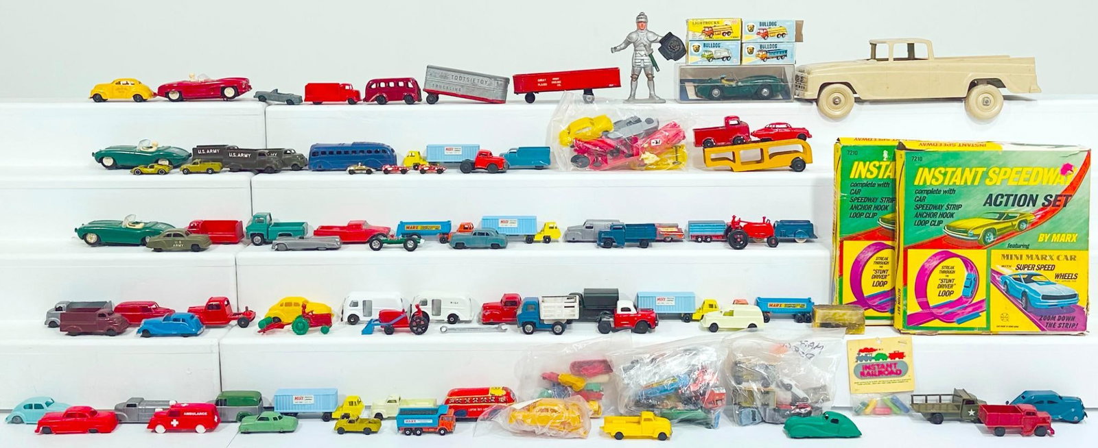 Unknown Manufacturer Postwar Diecast and Plastic Vehicles: Unknown Manufacturer Postwar Diecast and Plastic Vehicles, each in C7 or better. This is a General Condition Lot, meaning we have not graded or examined every item in the Lot so the condition will typ