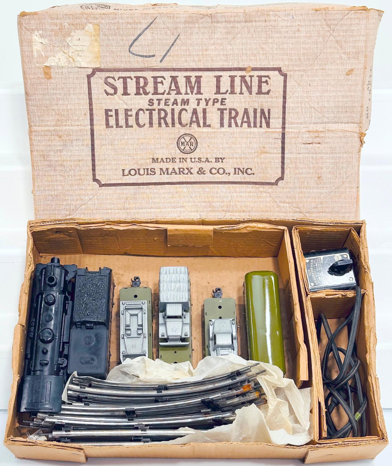 Marx Postwar O Gauge Set No. 4065 NYC 0 - 4 - 0 Locomotive and Tender with Four (4) Army Freight Car: Marx Postwar O Gauge Set No. 4065 NYC 0 - 4 - 0 Locomotive and Tender with Four (4) Army Freight Cars, each in C7. This Lot also includes original Set Box No. 4065, that shows split the middle and
