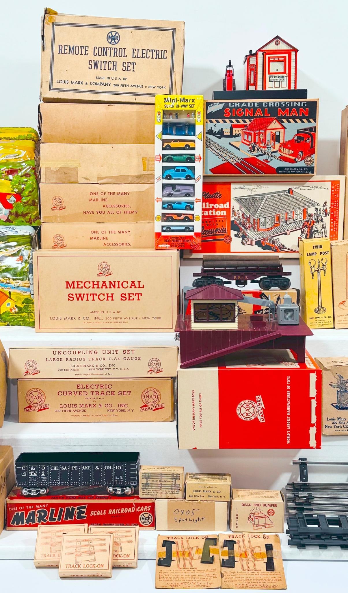 Marx Postwar O Gauge Assorted Accessories - 4
