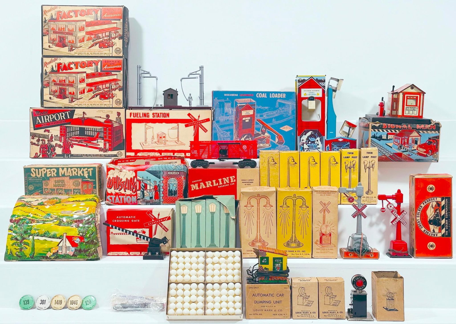 Marx Postwar O Gauge Assorted Accessories (1 of 6)