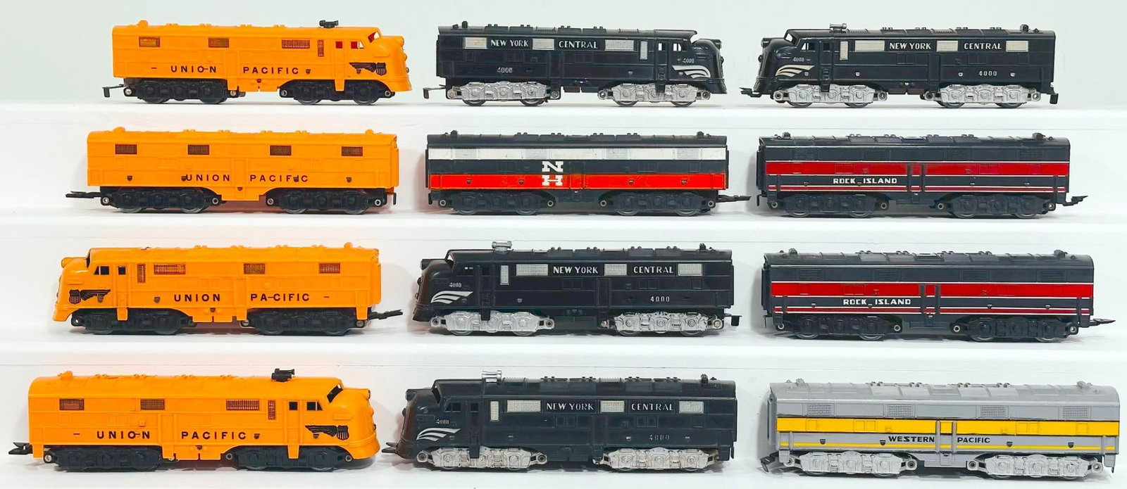 Marx Postwar O Gauge Assorted Diesel Units (1 of 8)