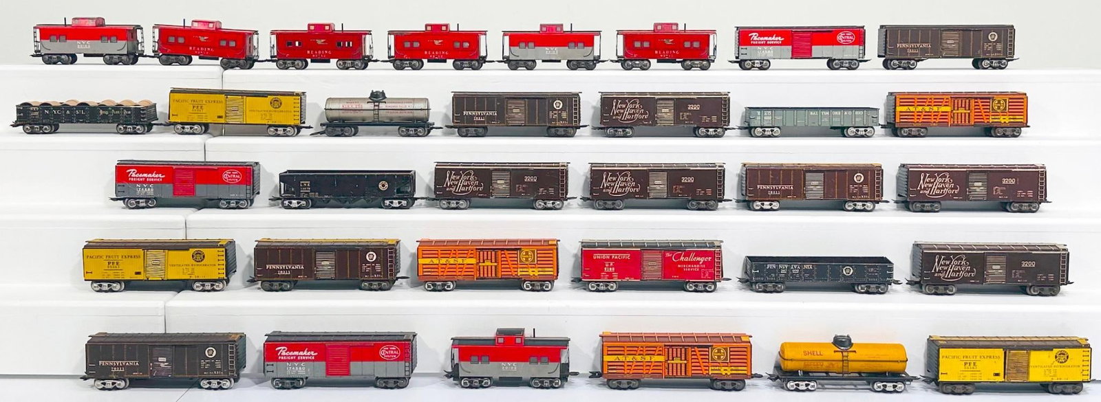 Marx Postwar O Gauge Twenty (20) Assorted 8 Wheel Box Cars - Two (2) Assorted 8 Wheel Tank Cars (1 of 10)