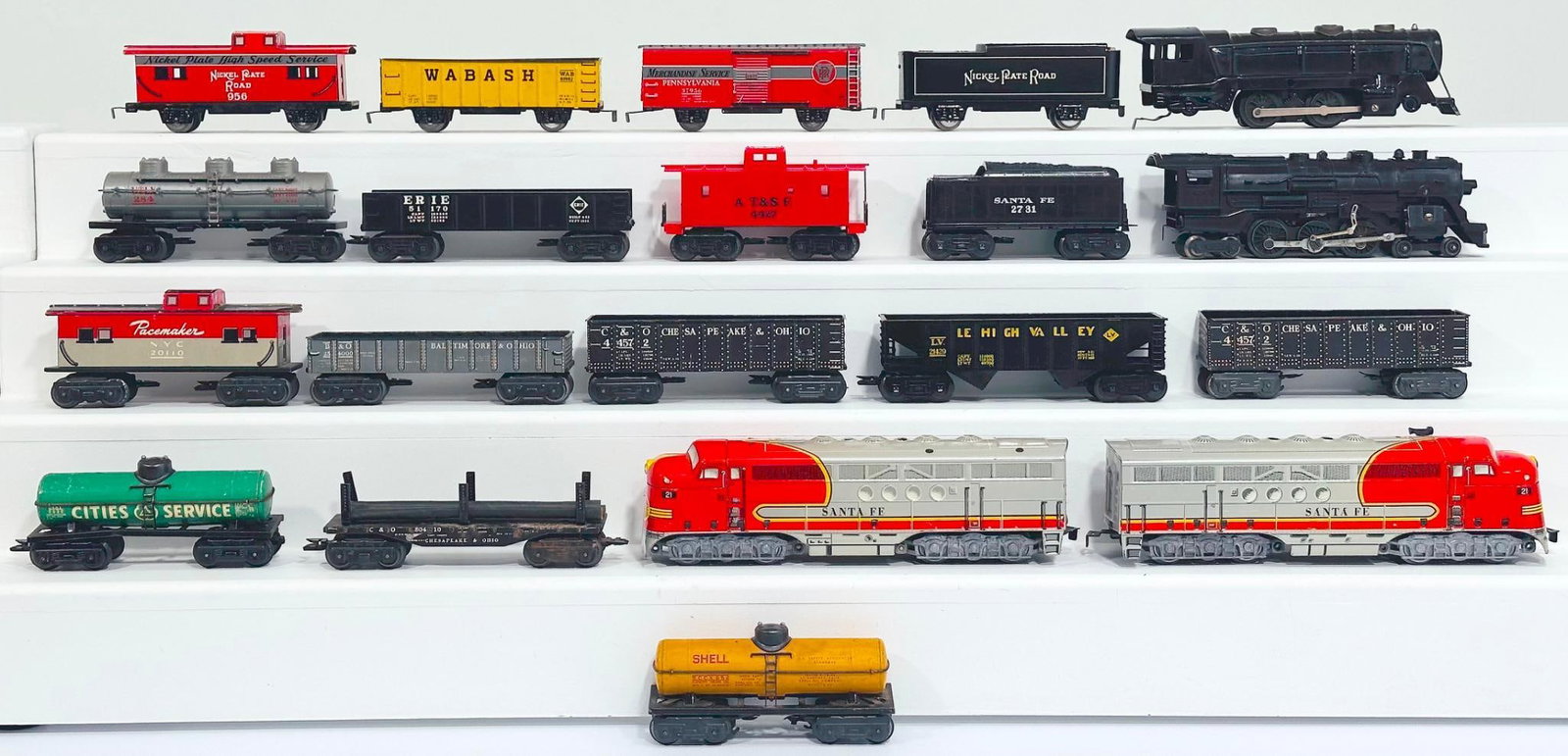 Marx Postwar O Gauge Santa Fe A-A Diesel Units and Five (5) Assorted 8 Wheel Freight Cars/Two Locos (1 of 8)