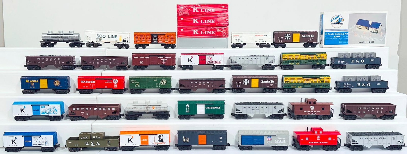 K-Line Modern O Gauge Assorted Freight Cars and Passenger Cars (1 of 8)
