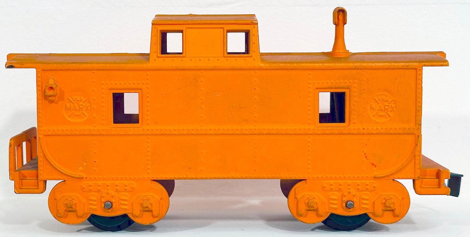 Marx Postwar O Gauge orange unmarked 4 Wheel Caboose Factory Prototype (1 of 7)