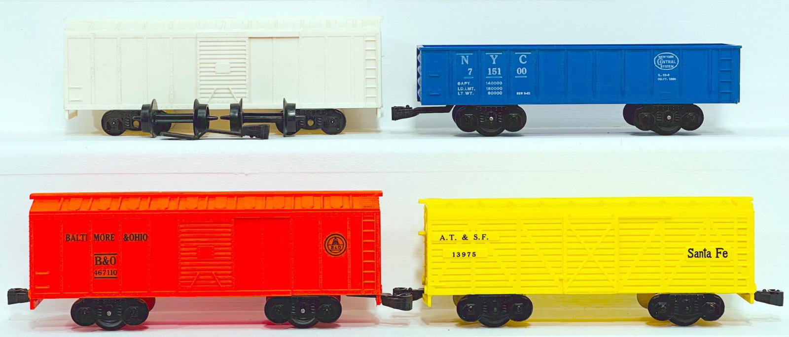 Marx Postwar O Gauge Four (4) Assorted Factory Archive 4 Wheel Plastic Freight Cars (1 of 6)