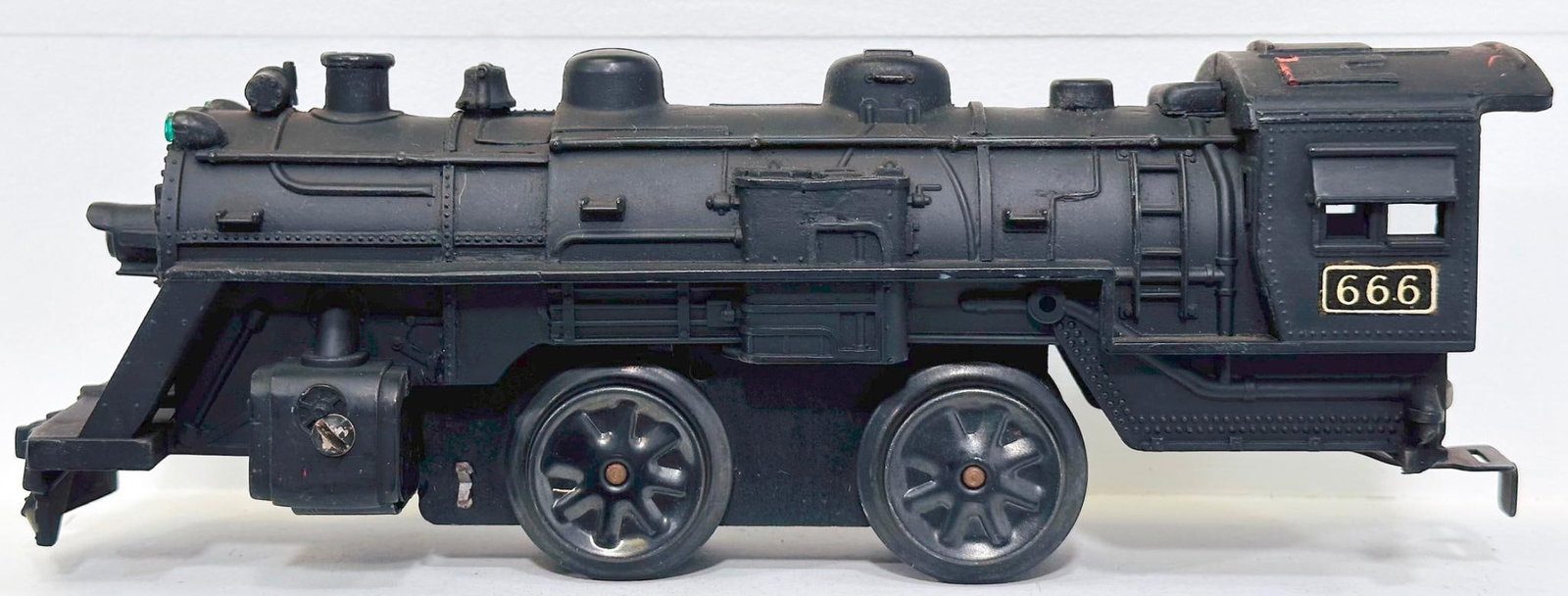 Marx Postwar O Gauge 666 Locomotive Factory Prototype (1 of 7)