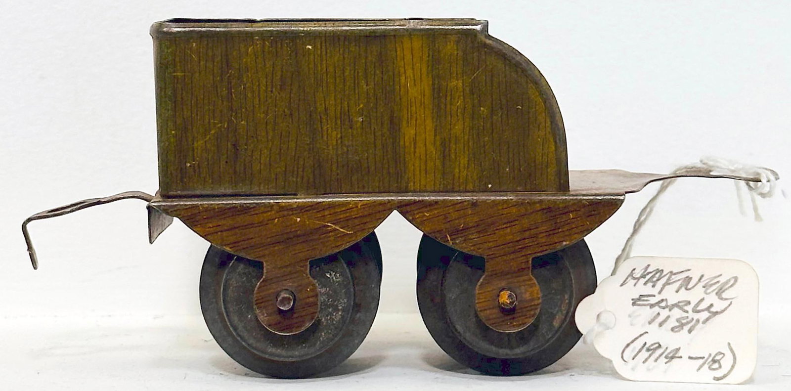 Hafner Prewar O Gauge 1184 Locomotive and 1181 Radius Side Tender with Wood Green Litho Body Frame (1 of 7)
