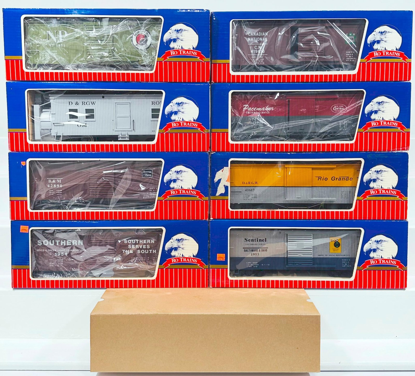 Charles Ro Auto Trains Modern G Scale Eight (8) Assorted Woodsided Freight Cars Boxed (1 of 5)