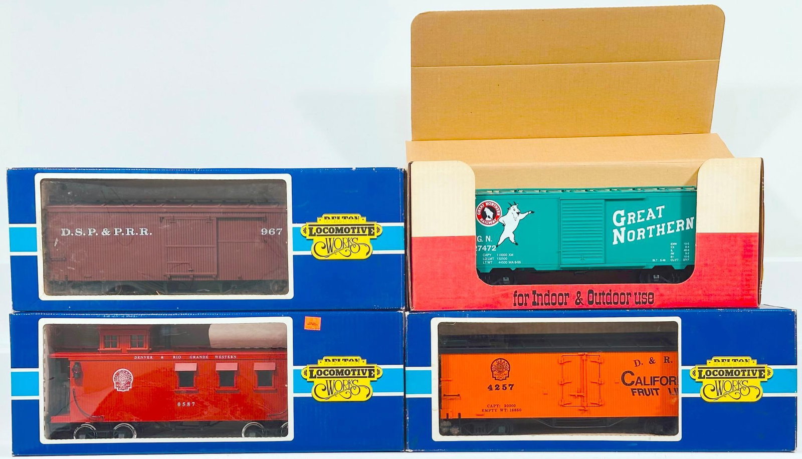 Delton Locomotive Works/Model Diecasting Modern G Scale Four (4) Assorted Freight Cars Boxed (1 of 5)