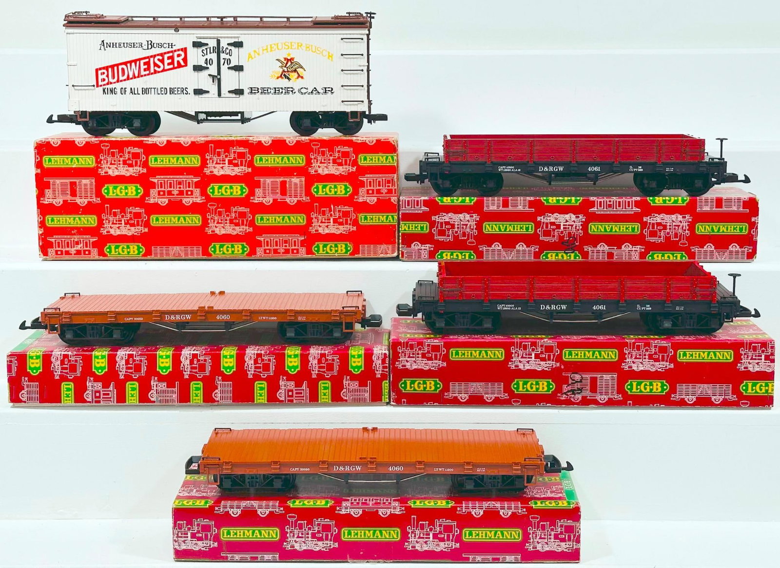 LGB Modern G Scale Flat Car with Stakes #4060 X2 and Flat Car with Lumber Load #4061 X2 (1 of 8)