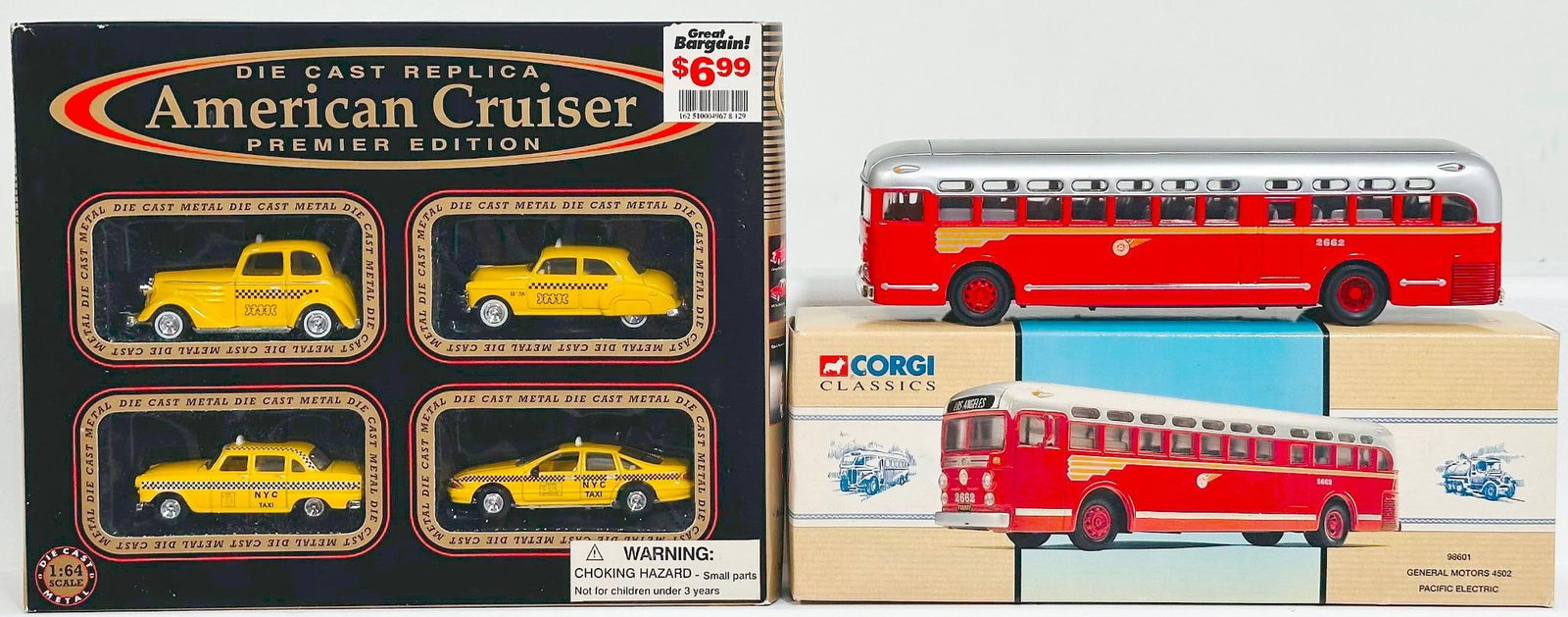 Corgi Modern Diecast General Motors 4502 Bus/ American Cruiser Premier Edition Diecast Replica Boxed (1 of 9)