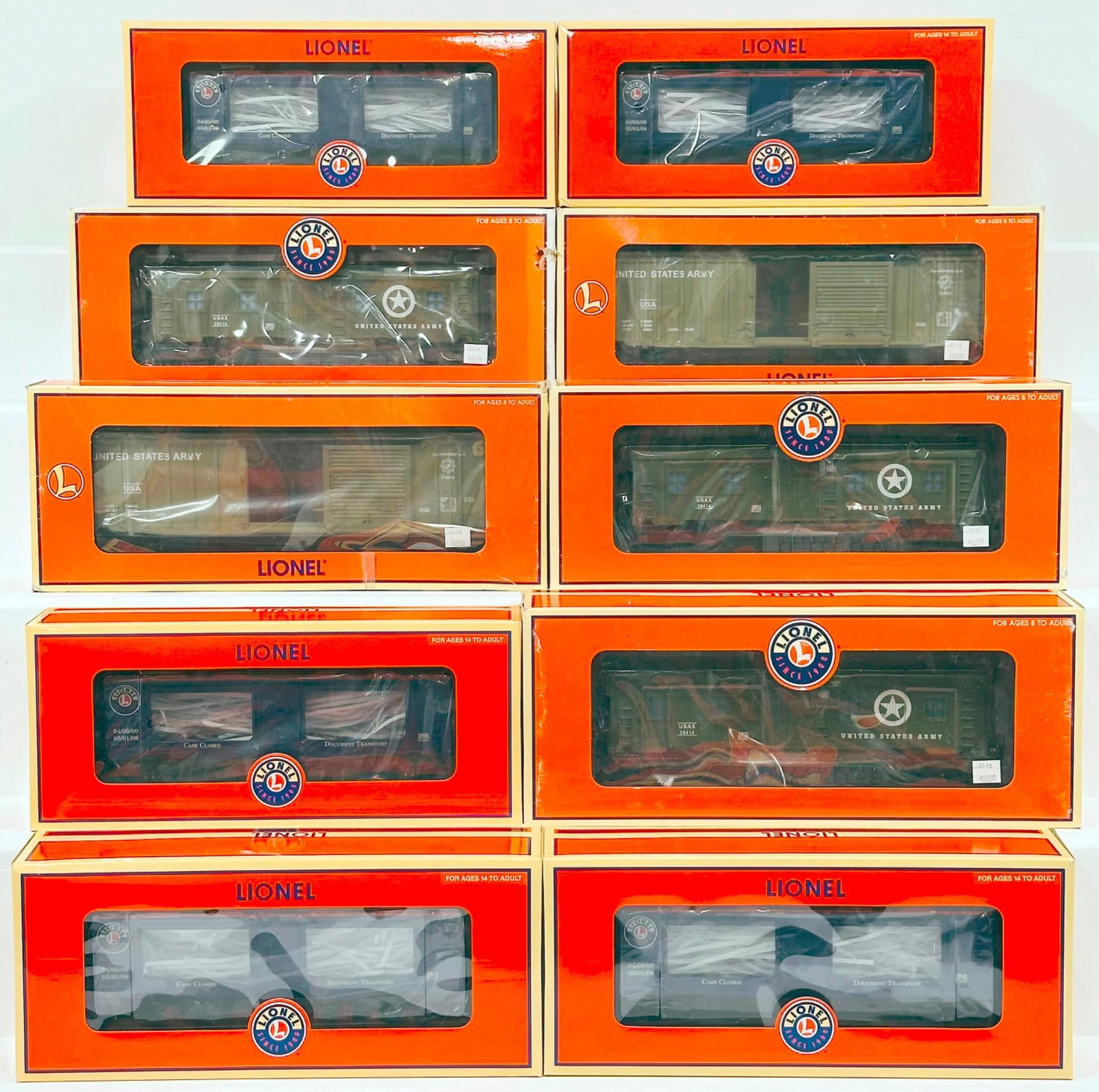 Lionel Modern O Gauge Ten (10) Assorted Freight Cars Boxed (1 of 6)