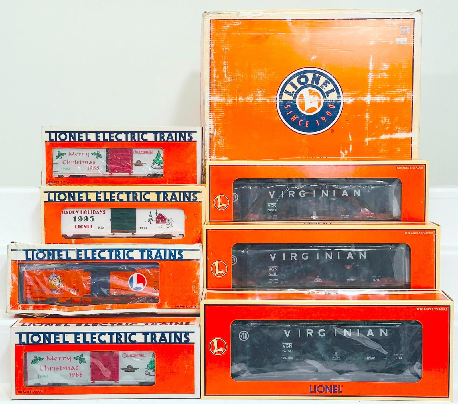 Lionel Modern O Gauge Virginian Hopper 6 Pack and Four (4) Assorted Freight Cars Boxed: Lionel Modern O Gauge Virginian Hopper 6 Pack and Four (4) Assorted Freight Cars Boxed, with the Virginian Hopper 6 Pack, in C8 or better with its original box that shows heavy wear. This Lot also inc