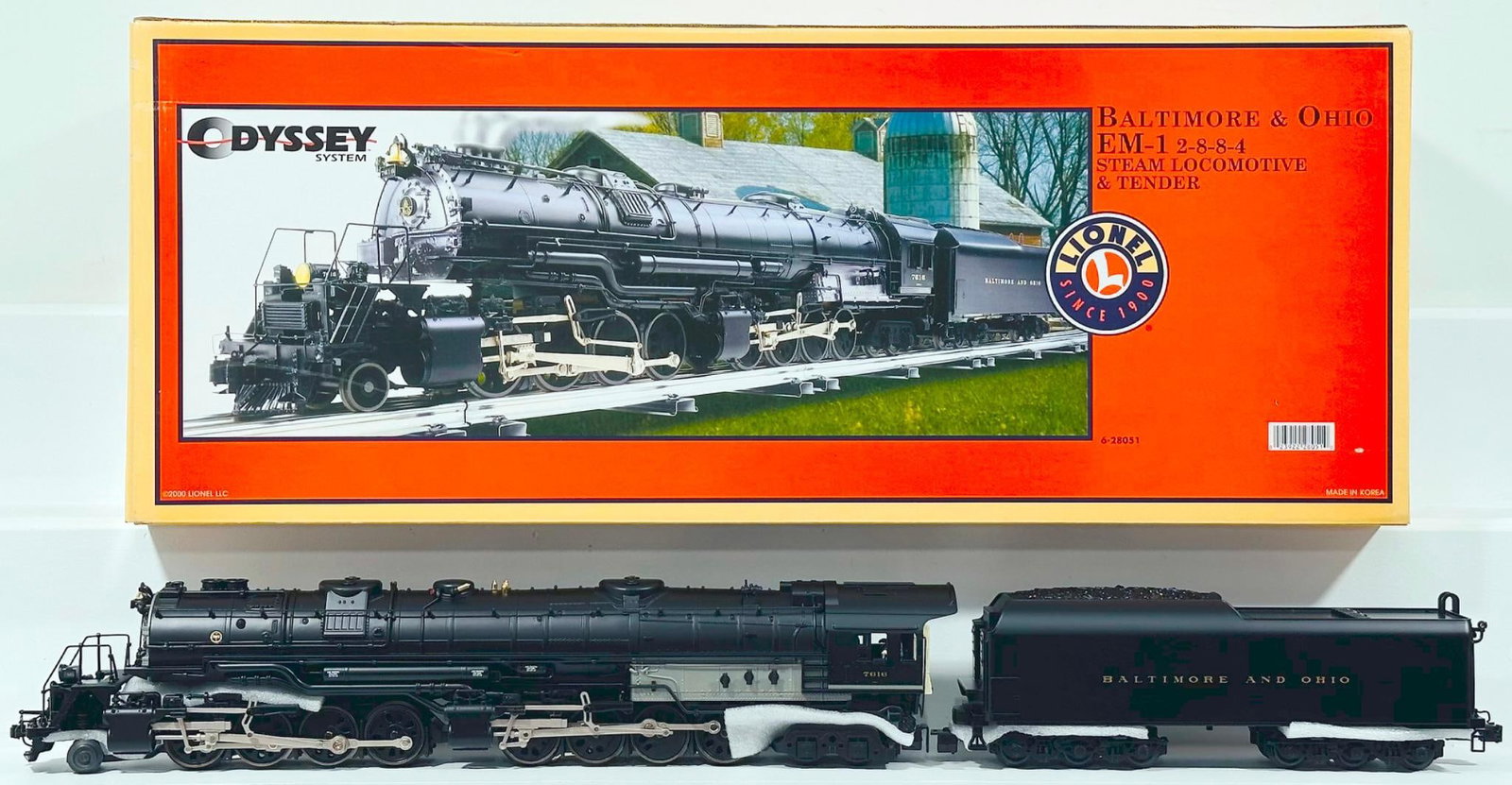 Lionel Modern O Gauge Baltimore and Ohio EM-1 2-8-8-4 Locomotive and Tender Odyssey System Boxed (1 of 8)