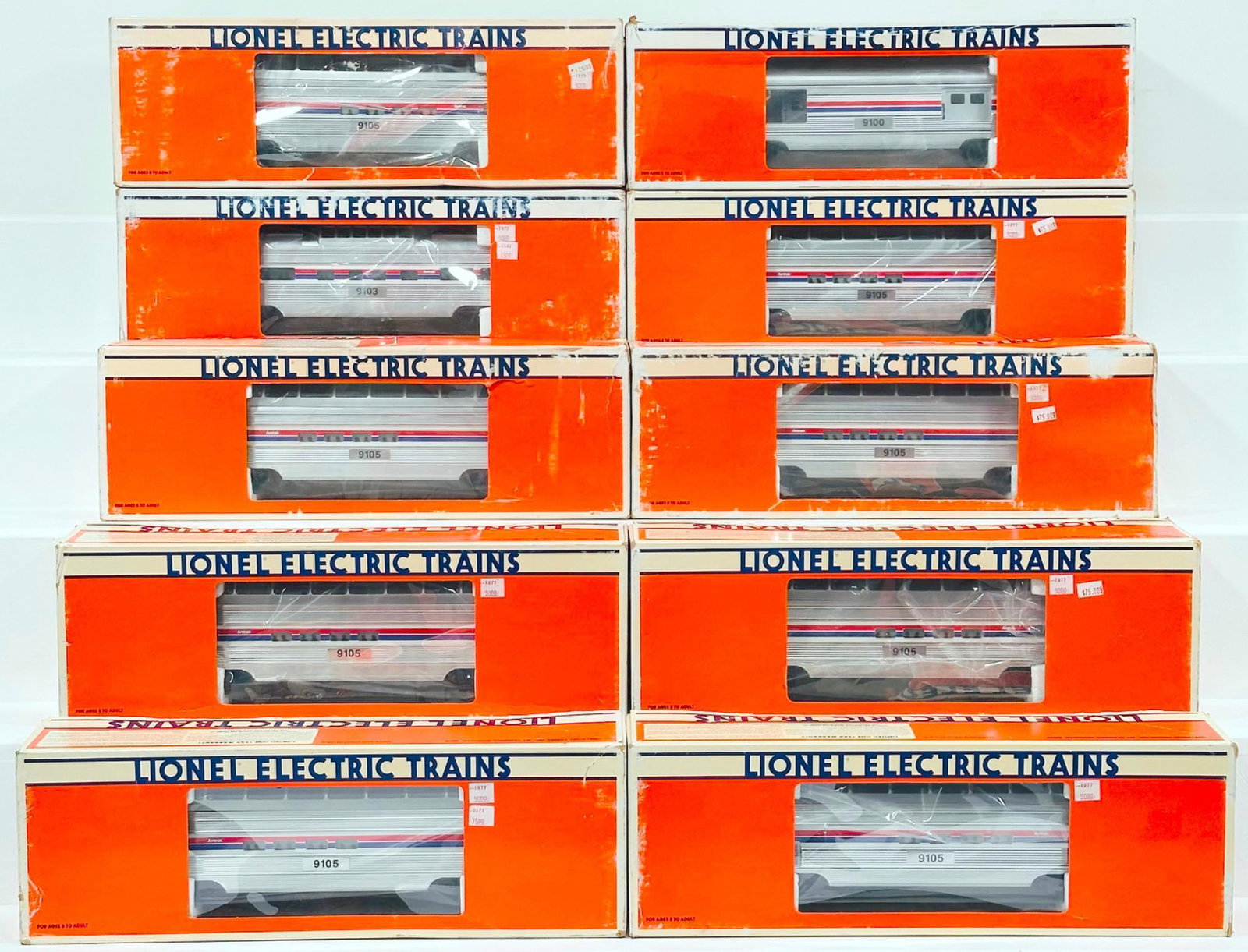 Lionel Modern O Gauge Ten (10) Assorted Amtrak Passenger Cars Boxed (1 of 5)