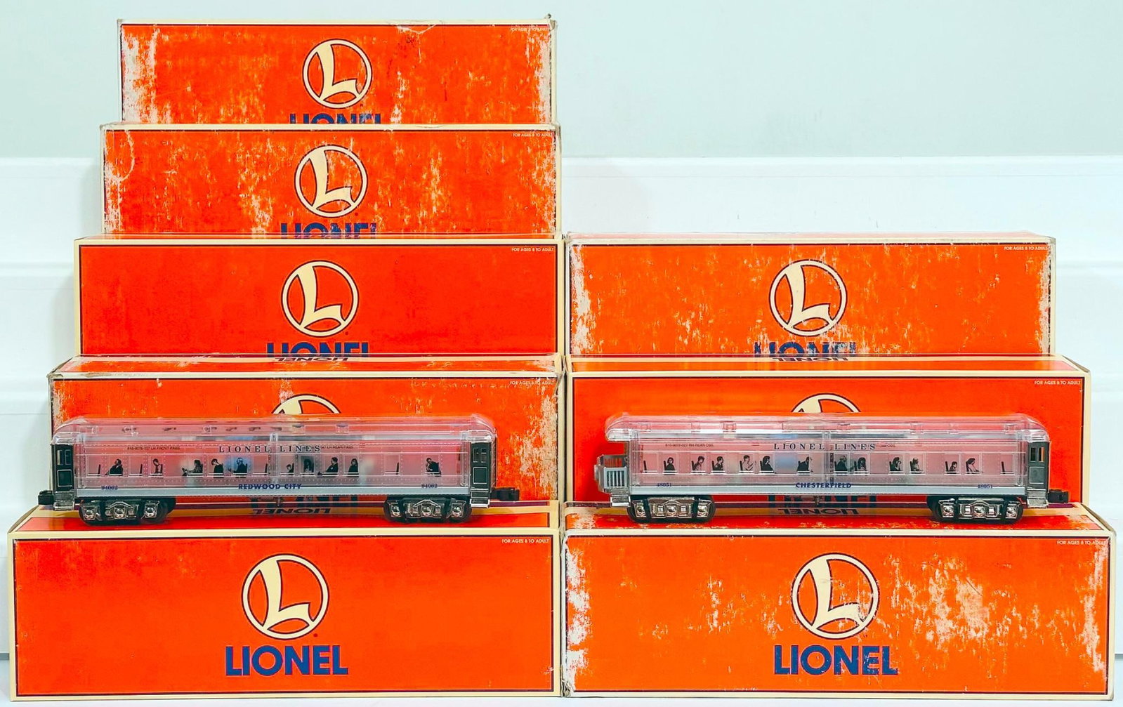 Lionel Modern O Gauge Eight (8) Assorted Passenger Cars CLR Boxed (1 of 8)