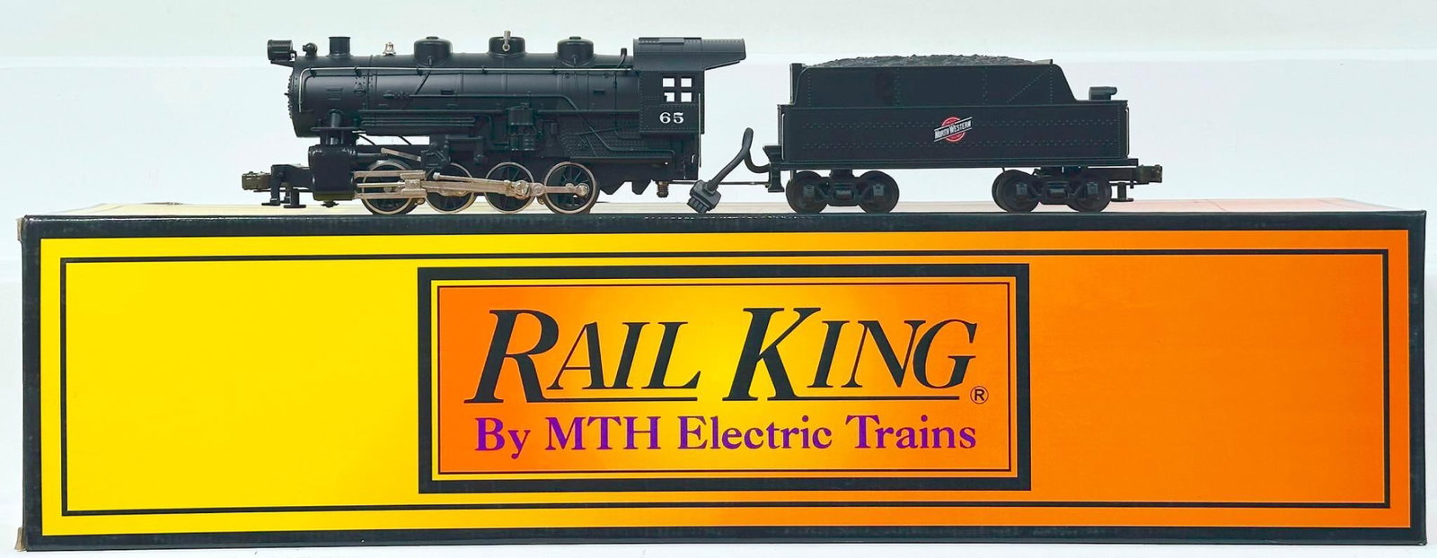 MTH Rail King Modern O Gauge Chicago Northwestern 0-8-0 Scale Switcher Engine and Tender with PS 1.0 (1 of 8)