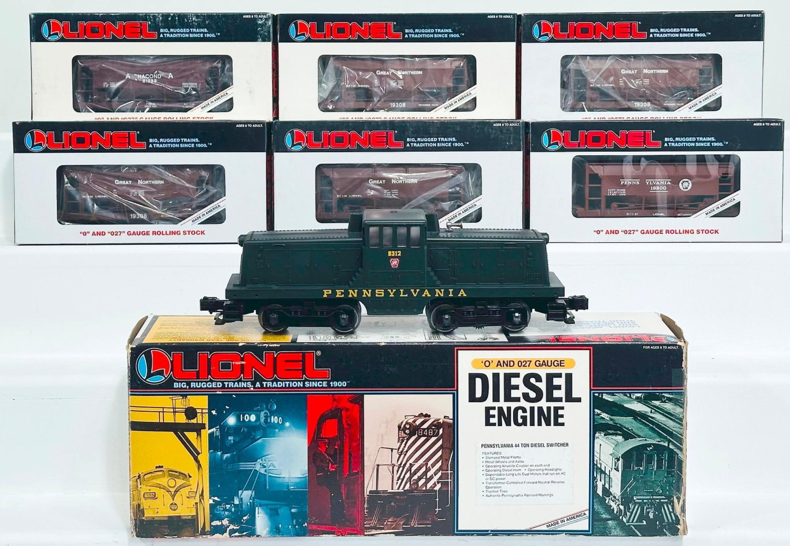 Lionel Modern O Gauge Pennsylvania 44-Ton Diesel Switcher/Pennsylvania Ore Car/Great Northern Ore (1 of 9)