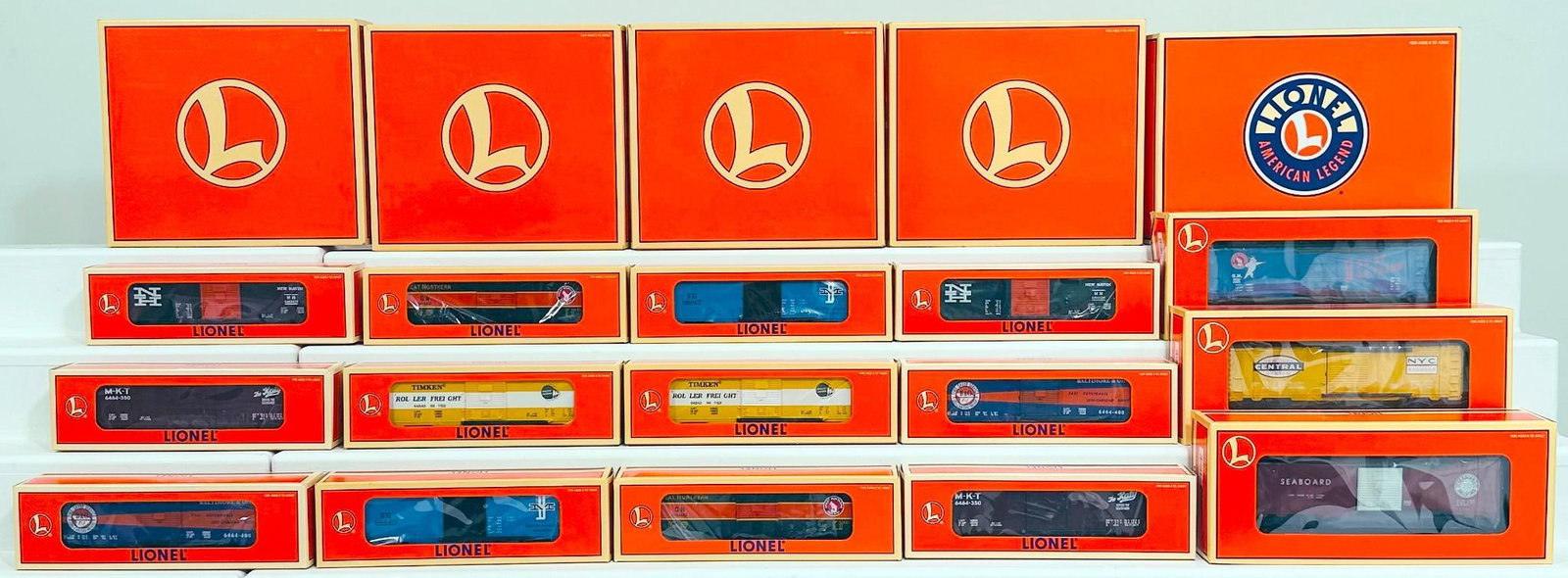 Lionel Modern O Gauge 6464 Archive 3 Pack Set and 6464 Box Car Series X4: Lionel Modern O Gauge 6464 Archive 3 Pack Set and 6464 Box Car Series X4, each in C9 and each with its original box. There are a total of fifteen (15) assorted freight cars in this Lot.