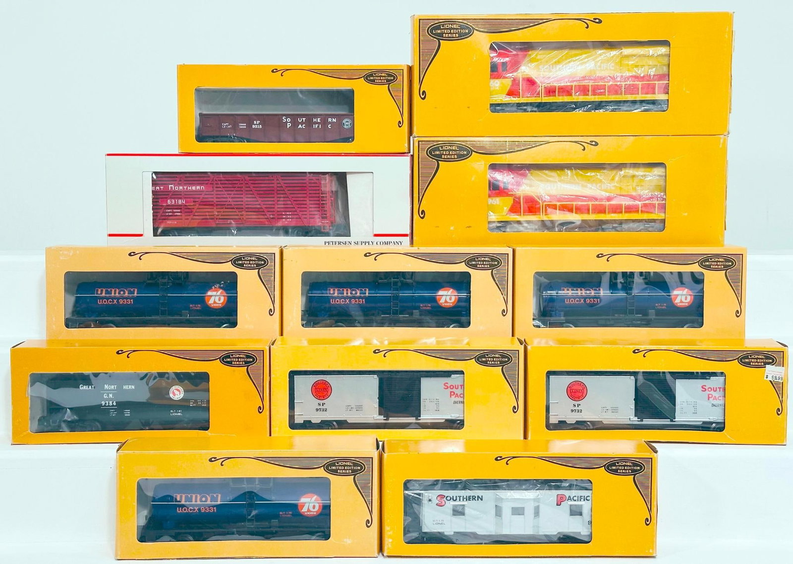 Lionel Modern O Gauge Limited Edition Series Southern Pacific U36C Powered Switcher Unit (1 of 7)